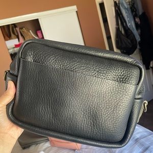 Go Forth Goods Sarah Crossbody